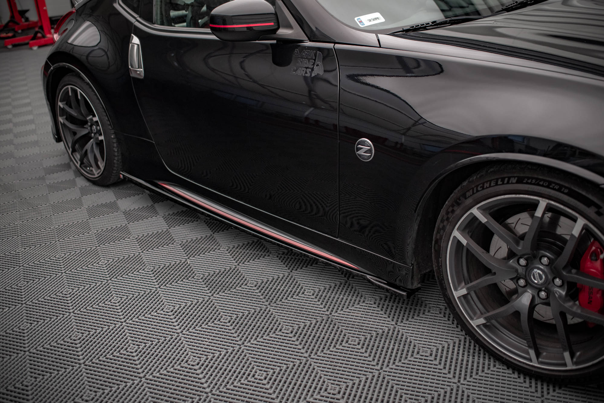 Side Skirts Diffusers V.1 Nissan 370Z Nismo Facelift - Image 2