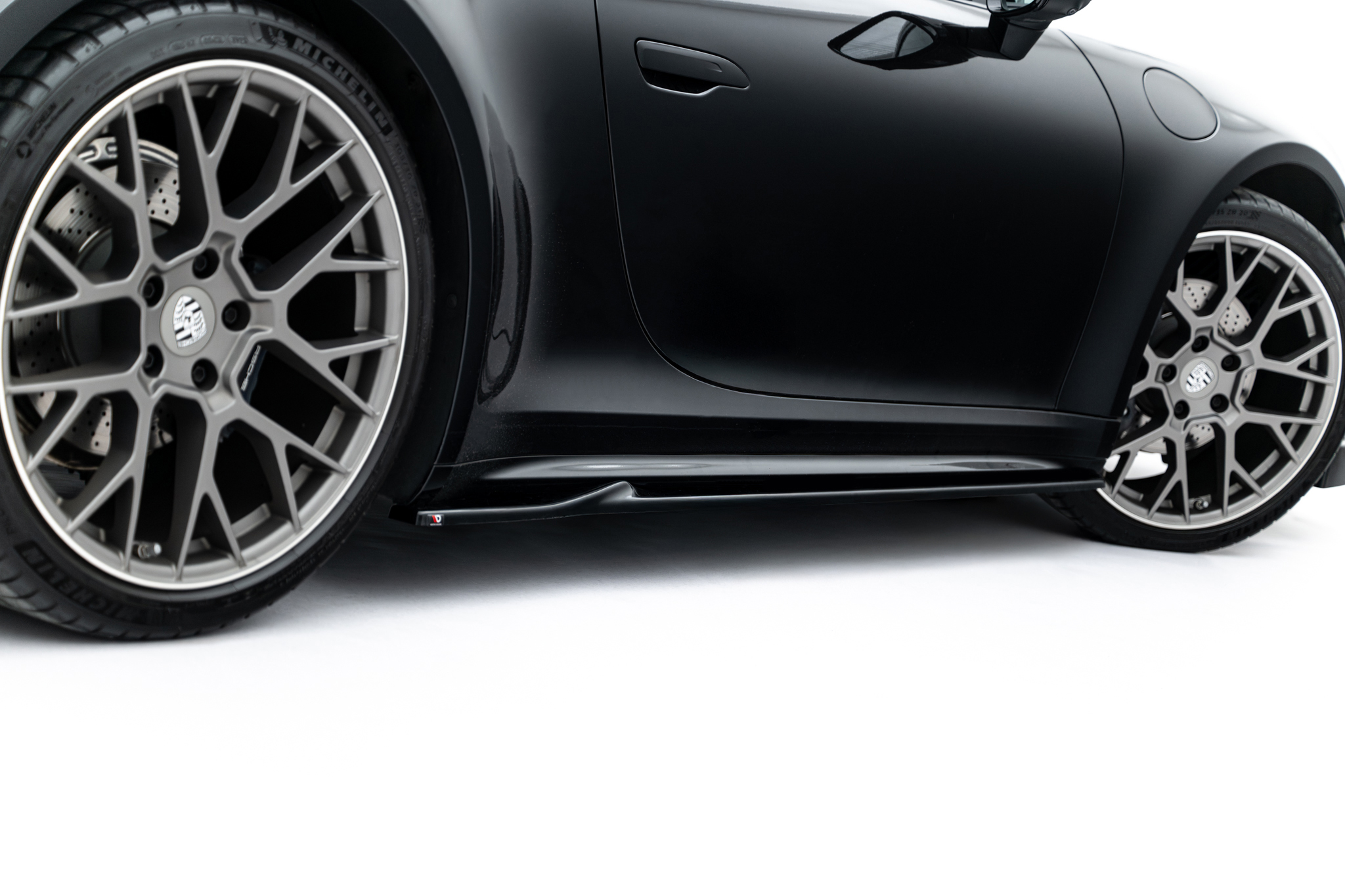 Side Skirts Diffusers V.1 Porsche 911 Carrera Sport Design 992 - Image 4