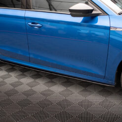 Alternative view of Side Skirts Diffusers V.1 Skoda Octavia Mk4