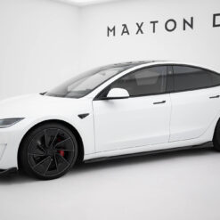 Alternative view of Side Skirts Diffusers V.1 Tesla Model 3 Performance Mk1 Facelift