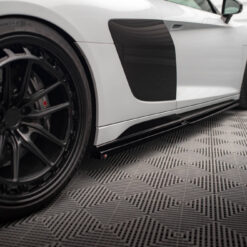 Alternative view of Side Skirts Diffusers V.2 Audi R8 Mk2 Facelift
