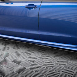Alternative view of Side Skirts Diffusers V.2 Audi RS6 C7 / C7 Facelift