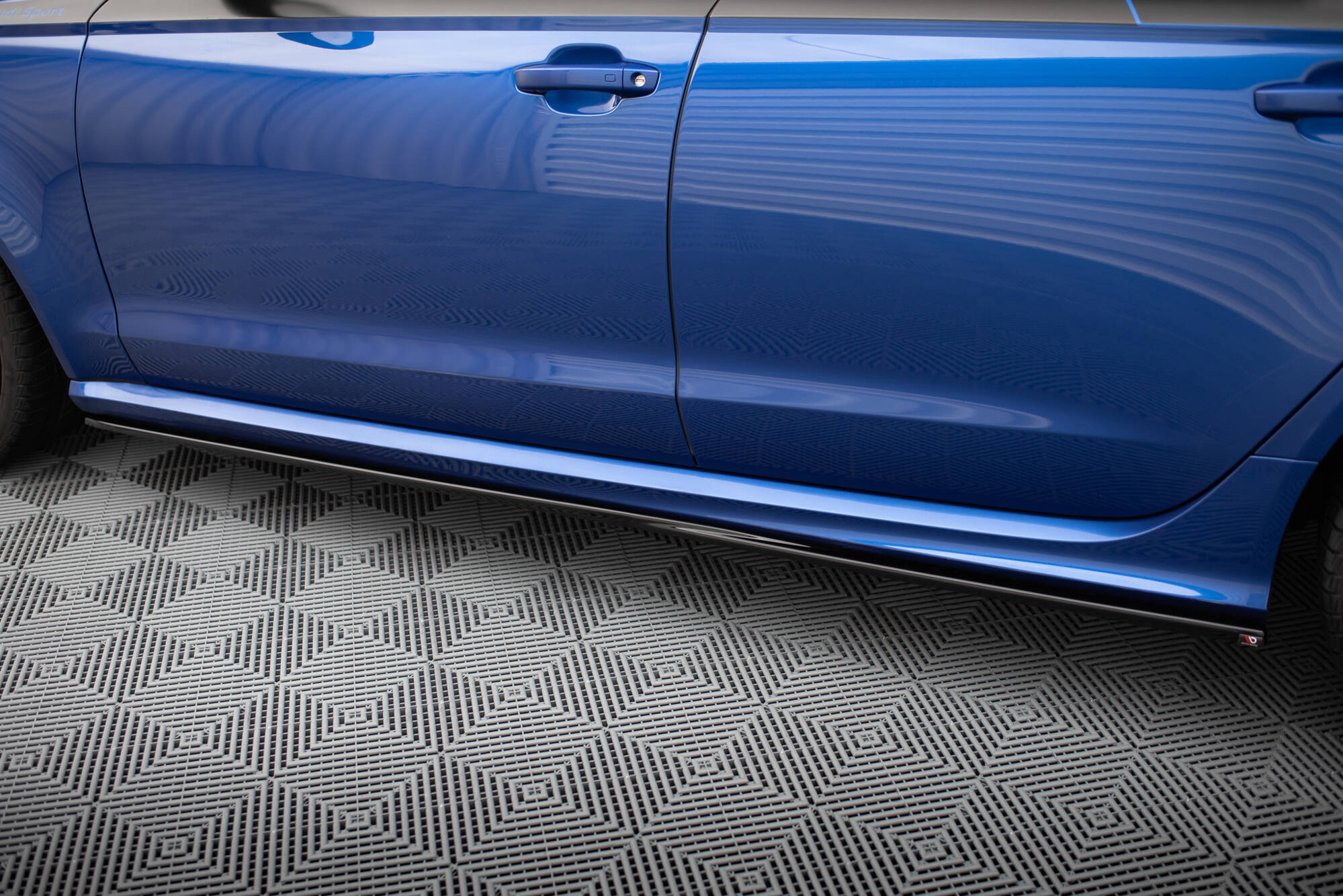 Side Skirts Diffusers V.2 Audi RS6 C7 / C7 Facelift - Image 2