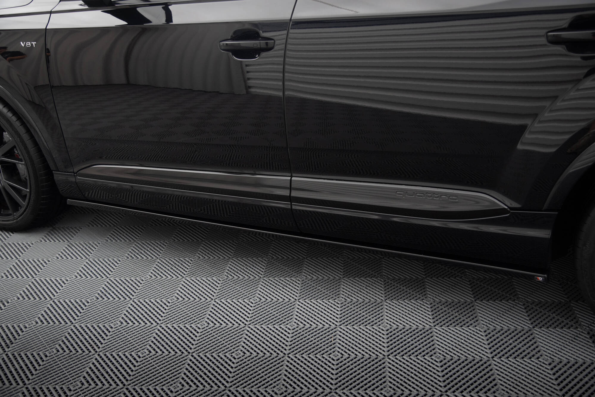 Side Skirts Diffusers V.2 Audi SQ7 / Q7 S-Line Mk2 - Image 3