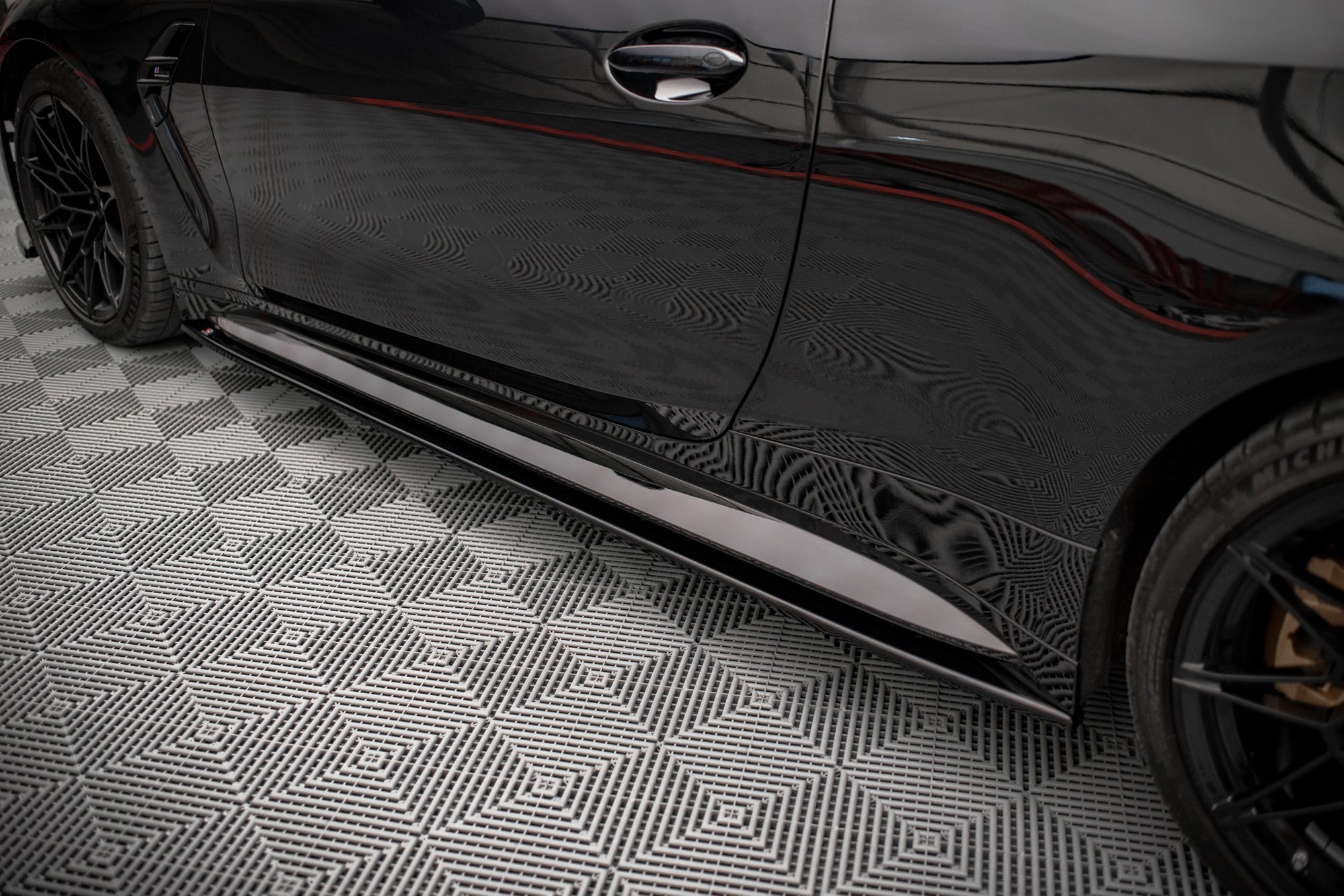 Side Skirts Diffusers V.2 BMW M4 G82 / G82 Facelift