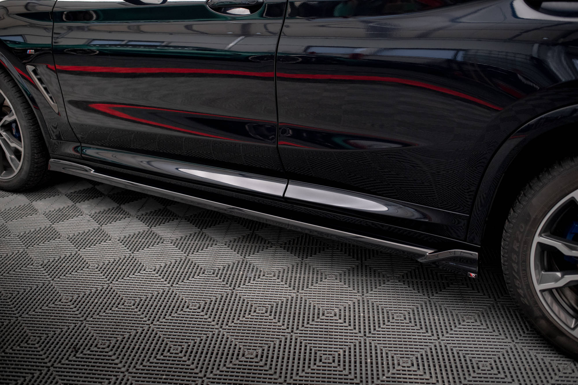 Side Skirts Diffusers V.2 BMW X4 M-Pack G02 - Image 3