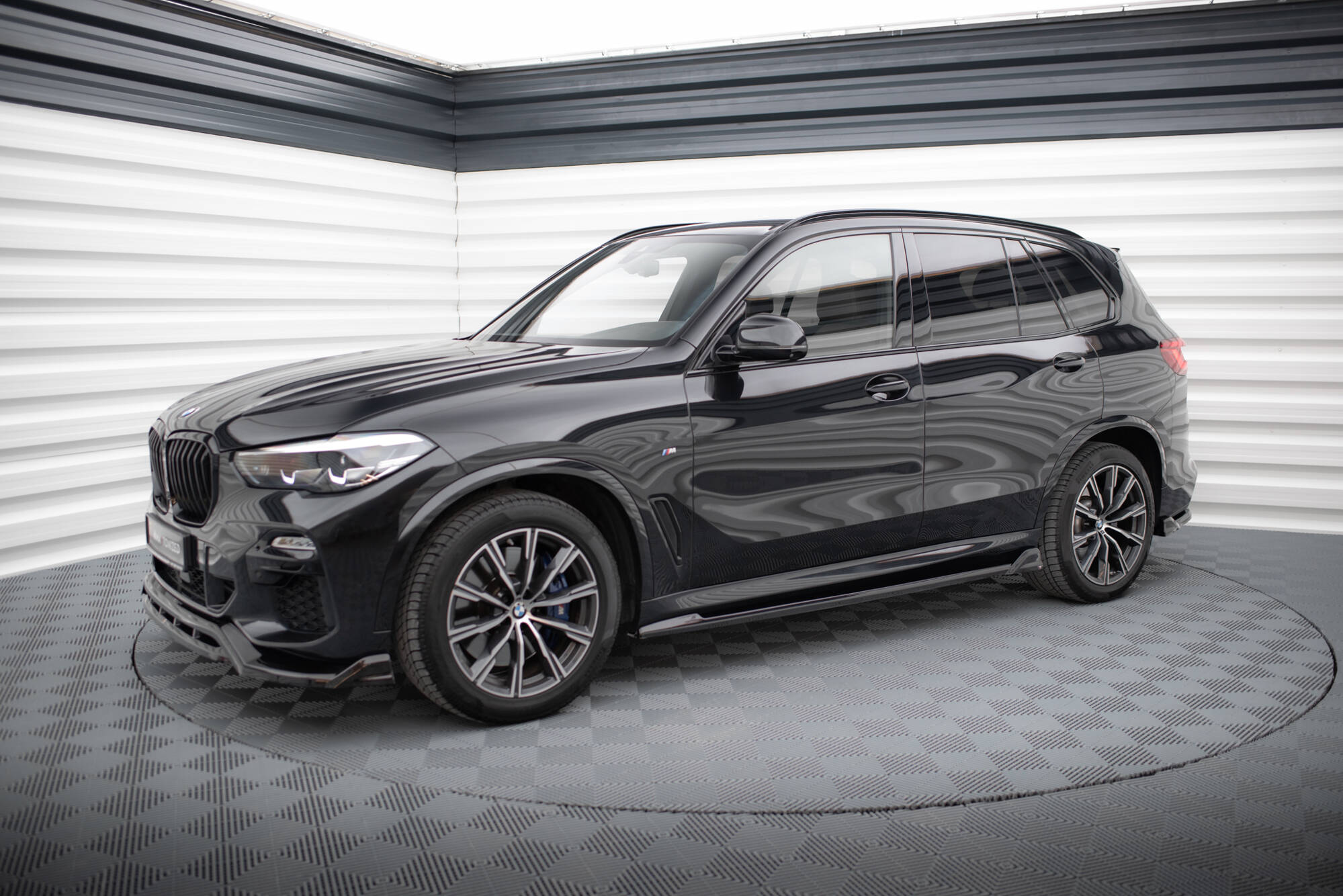 Side Skirts Diffusers V.2 BMW X5 M-Pack G05 - Image 3