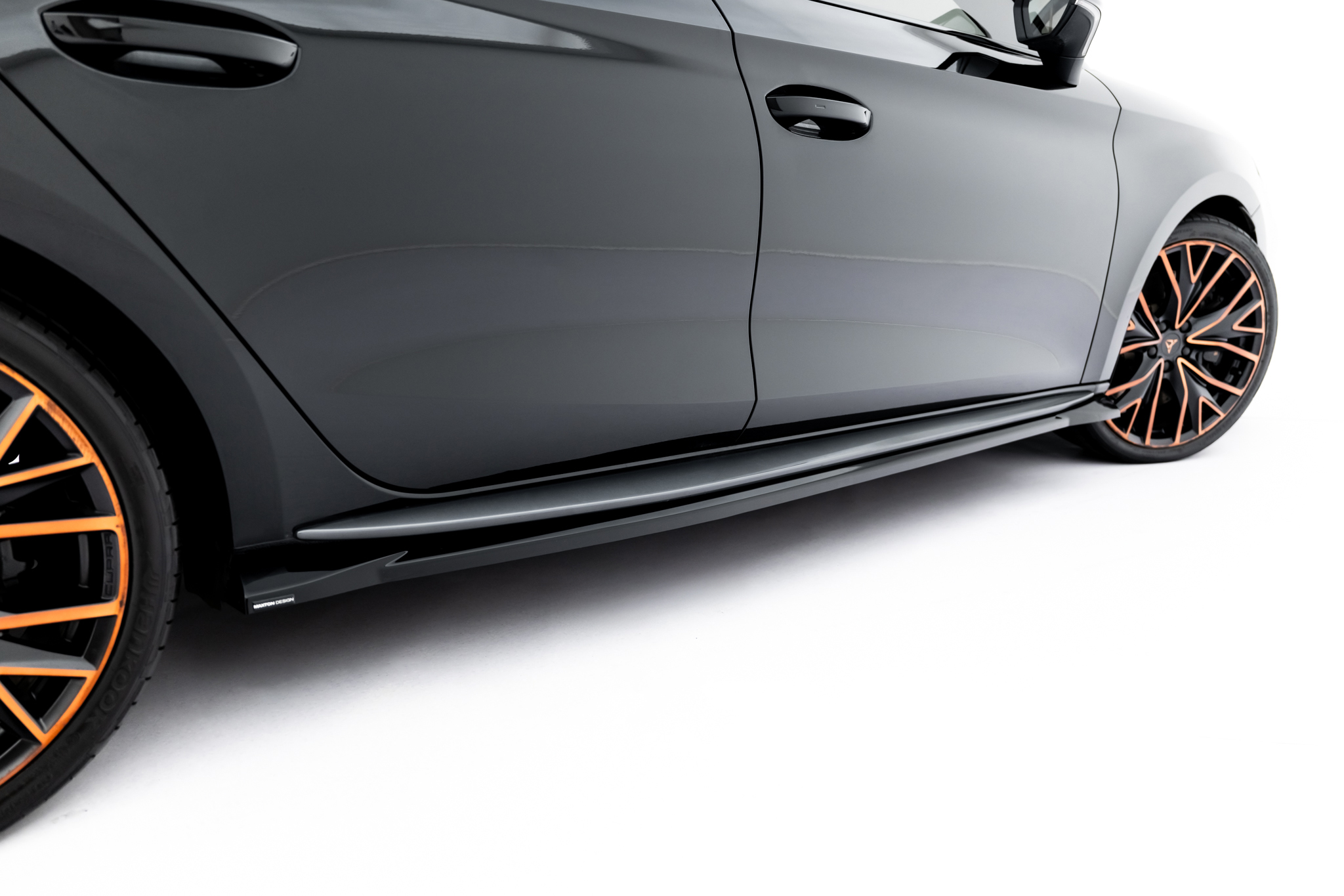 Side Skirts Diffusers V.2 Cupra Leon ST / Hatchback Aero Mk1 / Mk1 Facelift - Image 4