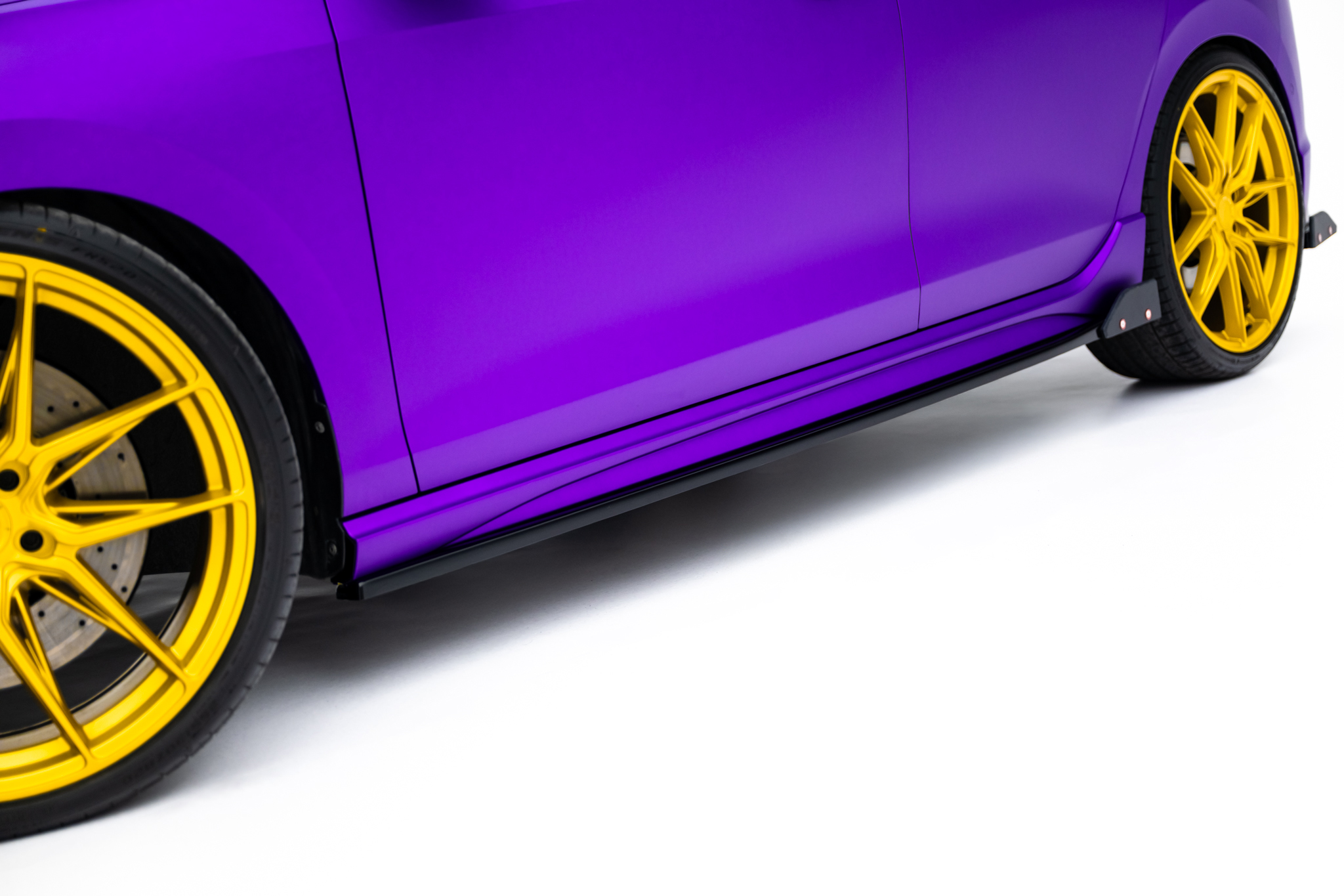 Side Skirts Diffusers V.2 + Flaps Volkswagen Golf R Mk8 Facelift - Image 2