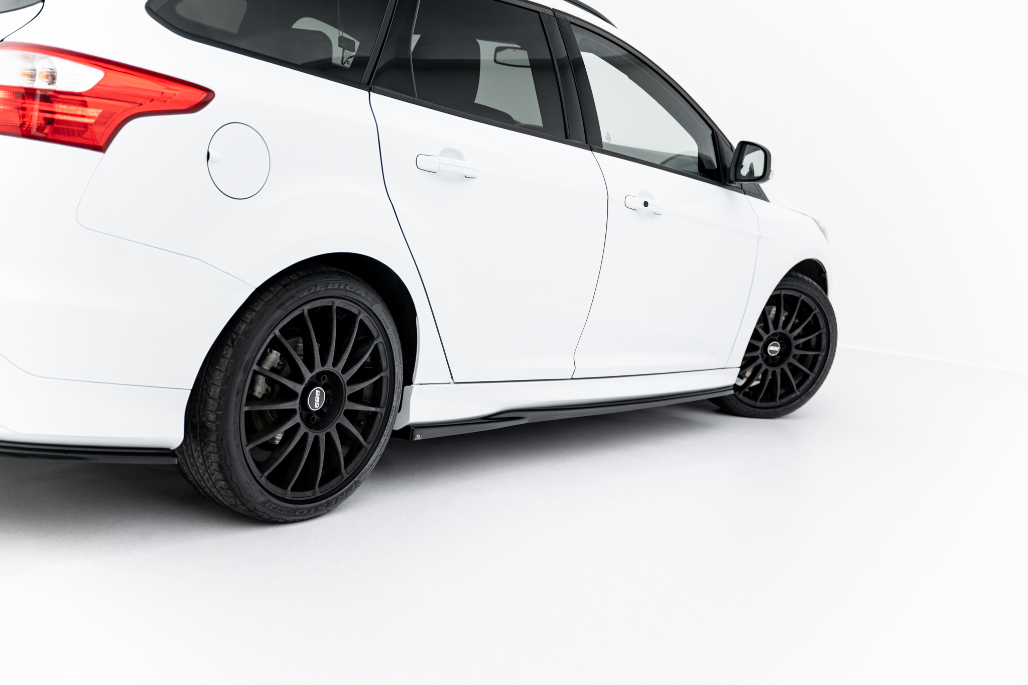 Side Skirts Diffusers V.2 Ford Focus ST Mk3 - Image 5