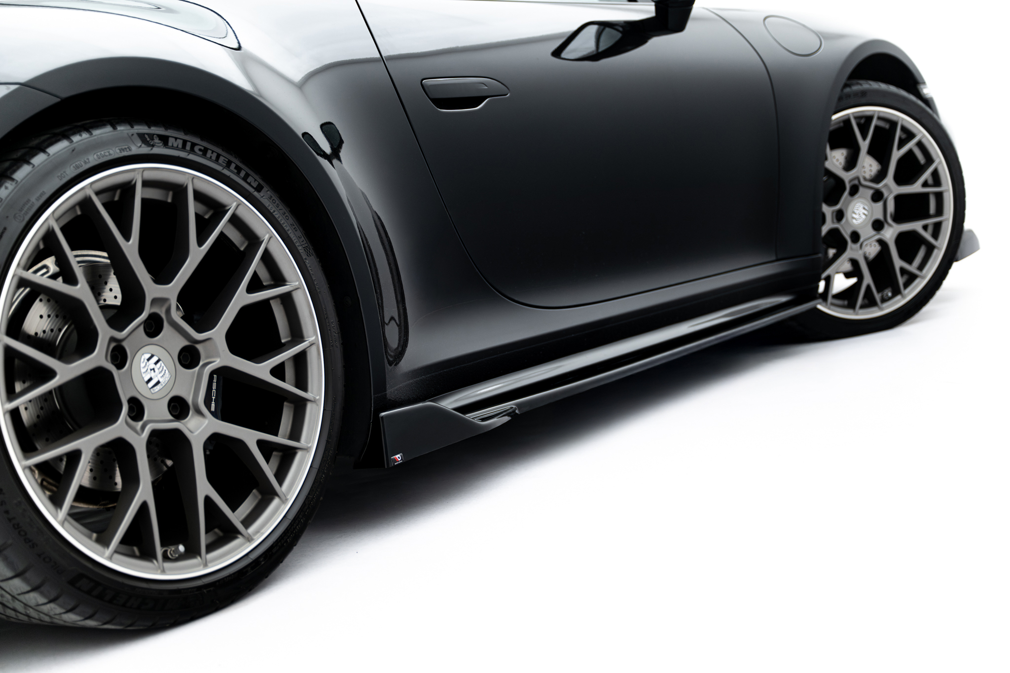 Side Skirts Diffusers V.2 Porsche 911 Carrera Sport Design 992 - Image 3