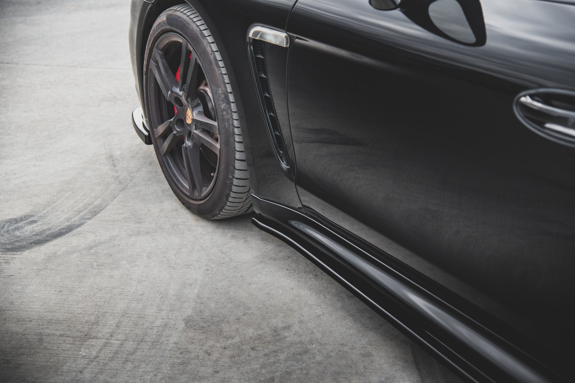 Side Skirts Diffusers V.2 Porsche Panamera Turbo 970 Facelift - Image 4