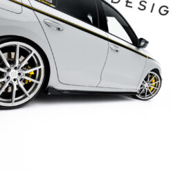 Side Skirts Diffusers V.2 Skoda Octavia RS Liftback / Combi Mk4