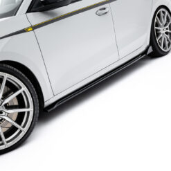 Alternative view of Side Skirts Diffusers V.2 Skoda Octavia RS Liftback / Combi Mk4