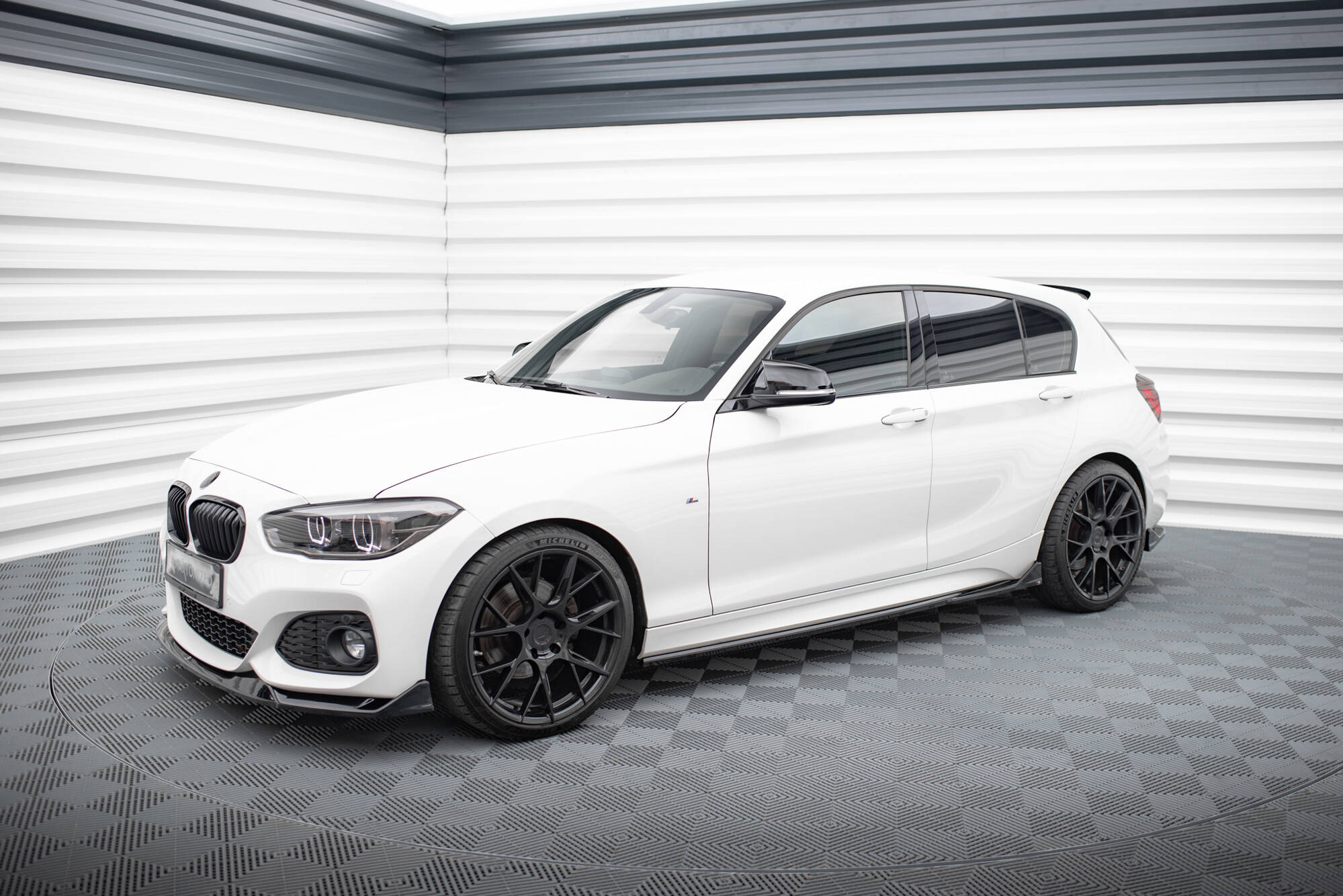 Side Skirts Diffusers V.3 CSL Look BMW 1 M-Pack / M140i F20 Facelift - Image 2