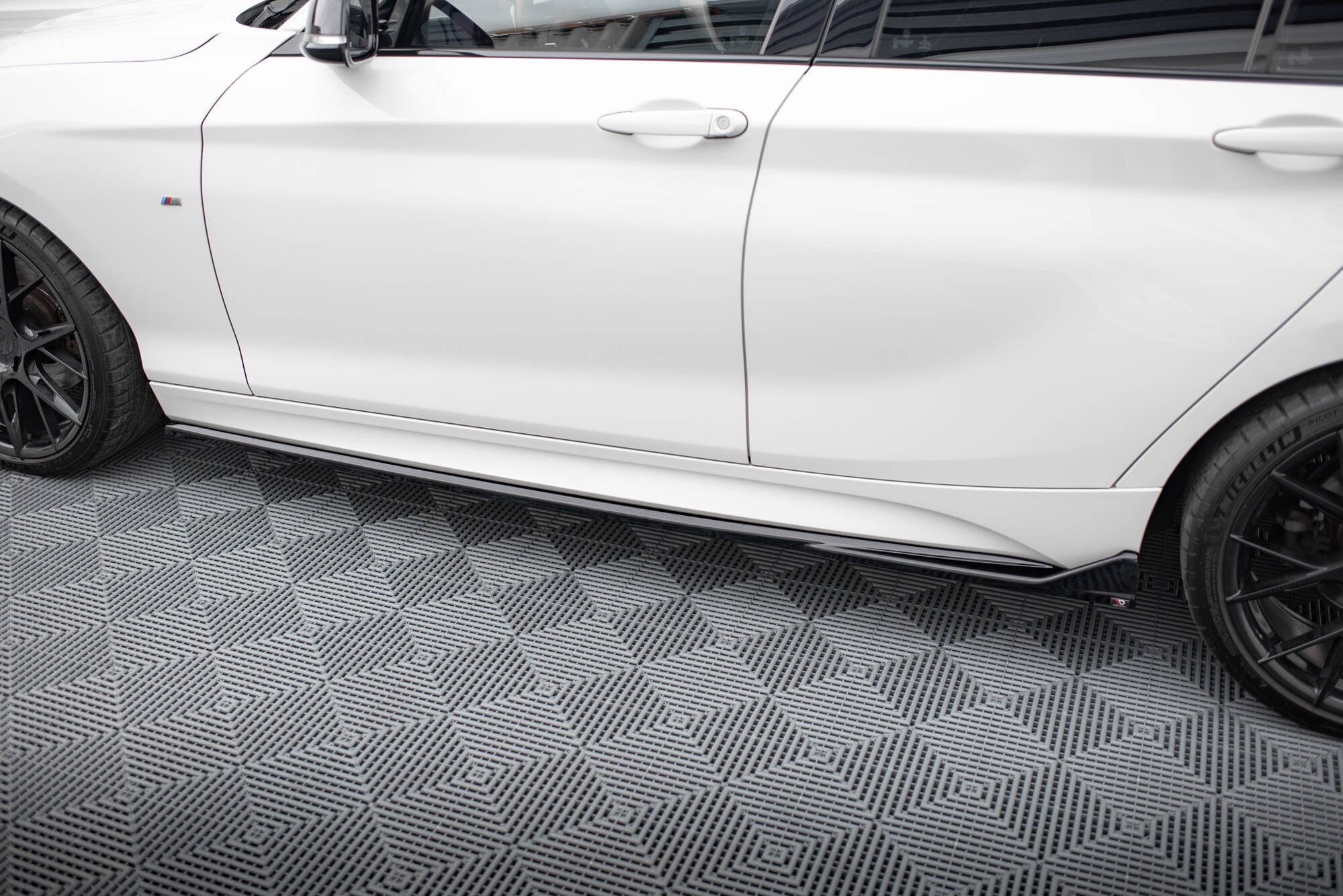 Side Skirts Diffusers V.3 CSL Look BMW 1 M-Pack / M140i F20 Facelift - Image 3