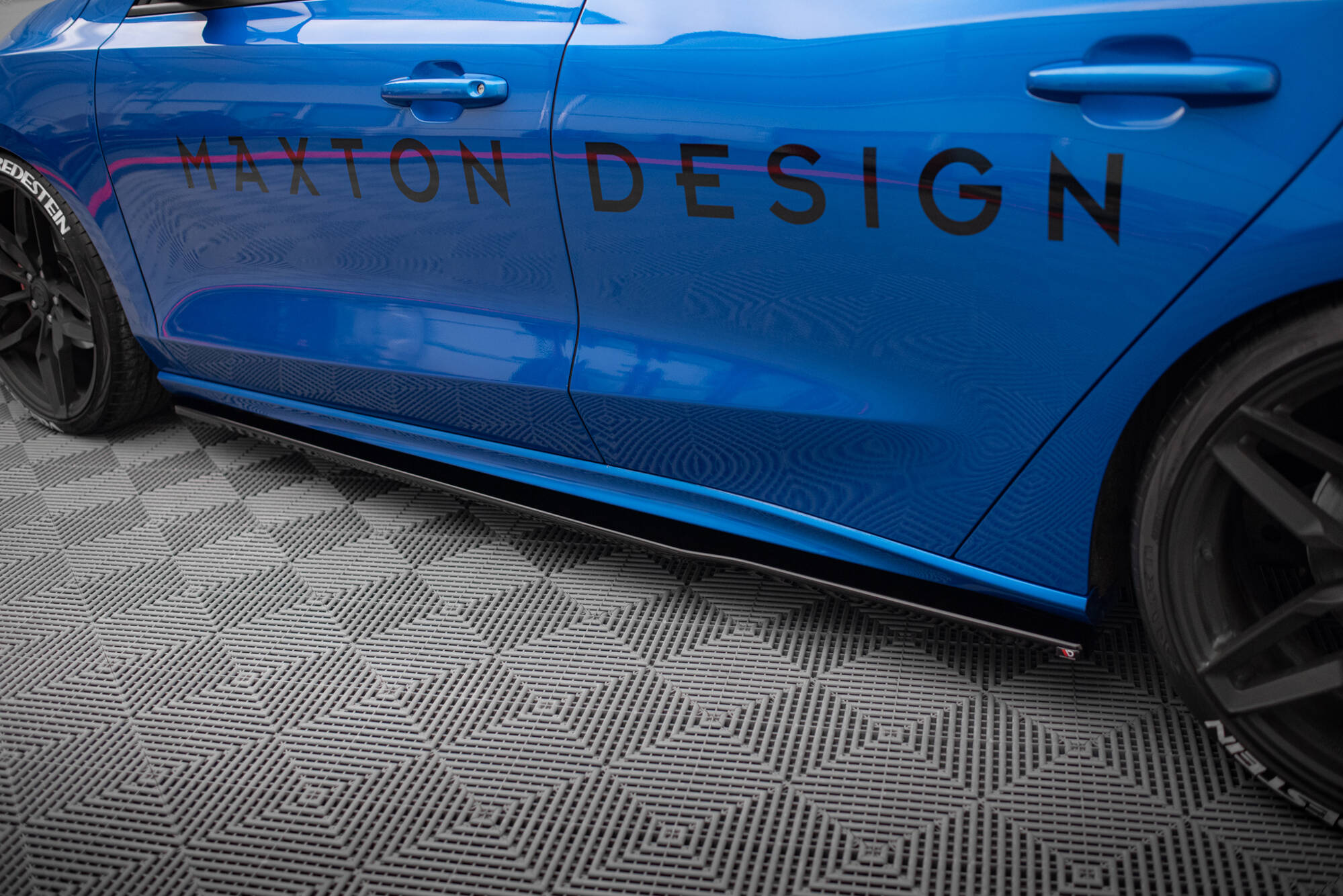 Side Skirts Diffusers V.3 Ford Focus ST / ST-Line Mk4 - Image 3