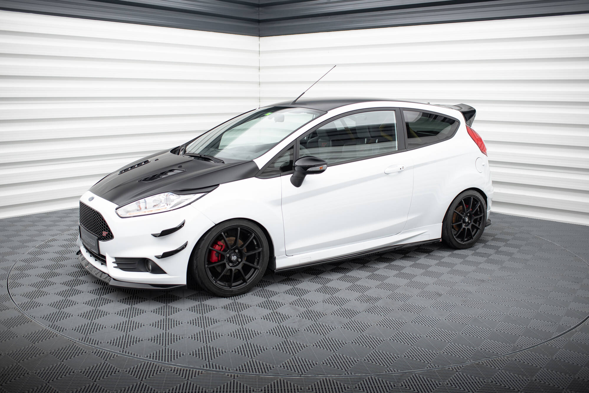 Side Skirts Diffusers V.4 Ford Fiesta ST / ST-Line Mk7 - Image 2