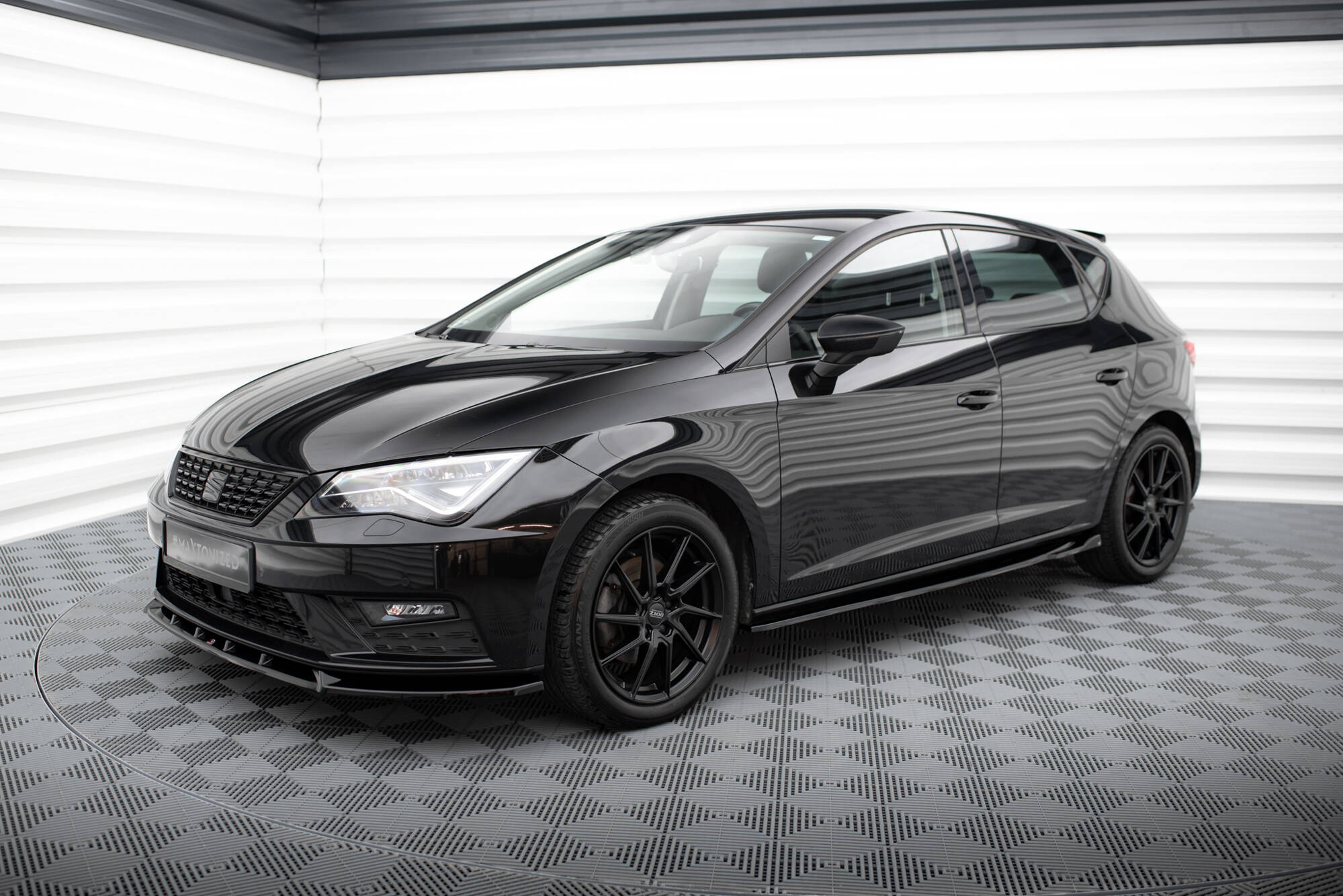 Side Skirts Diffusers V.4 Seat Leon Cupra / FR Mk3 FL - Image 2
