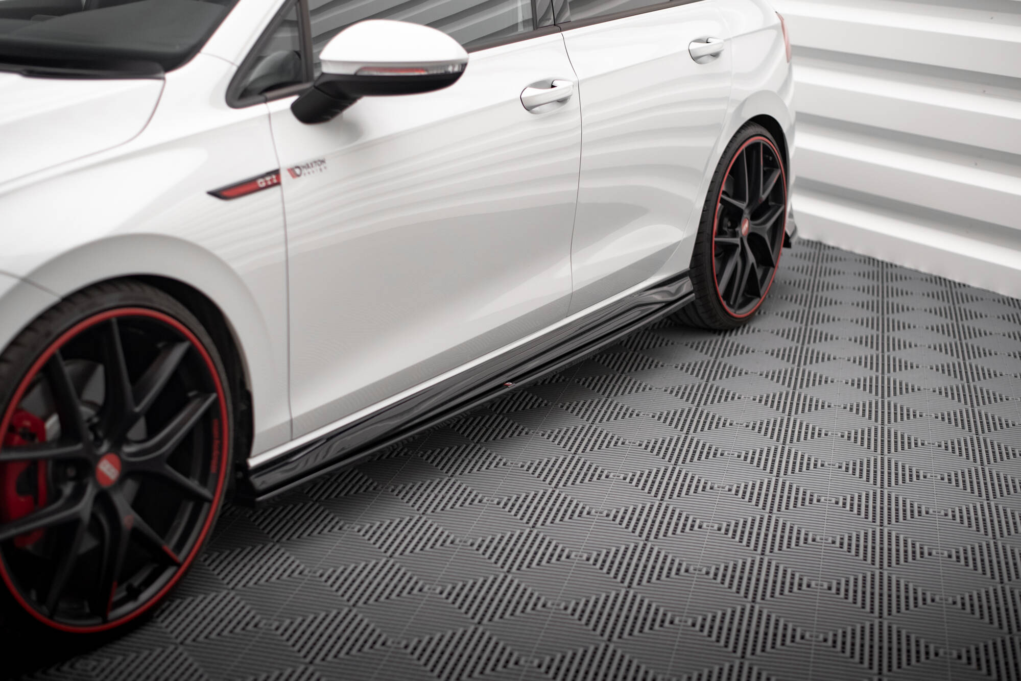 Side Skirts Diffusers V.4 Volkswagen Golf GTI / GTE / GTI Clubsport / GTD / R-Line Mk8 - Image 6
