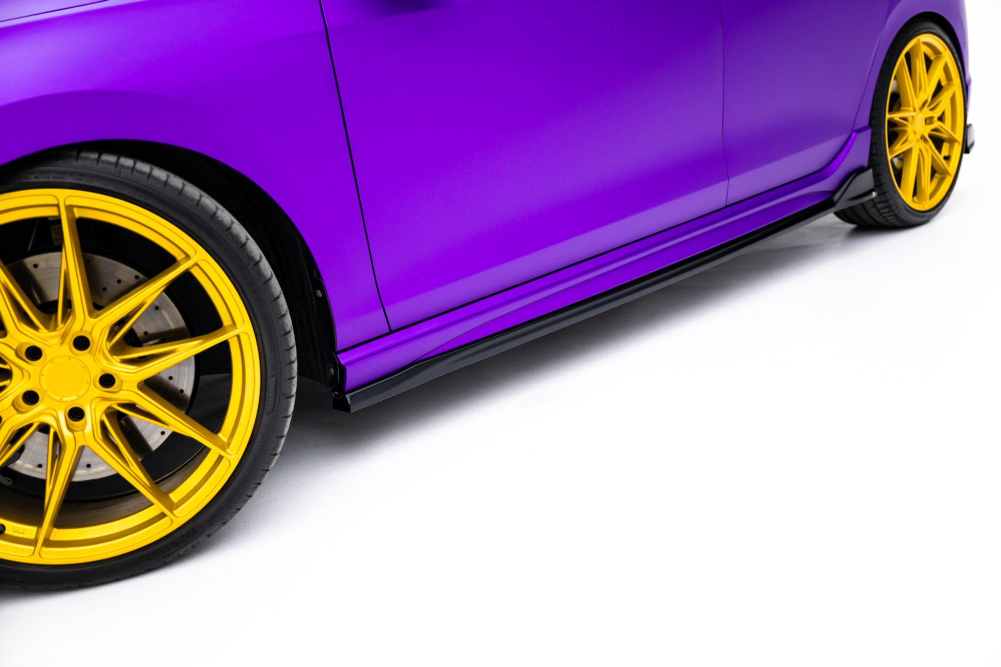 Side Skirts Diffusers V.4 Volkswagen Golf R Hatchback Mk8 / Mk8 Facelift - Image 2