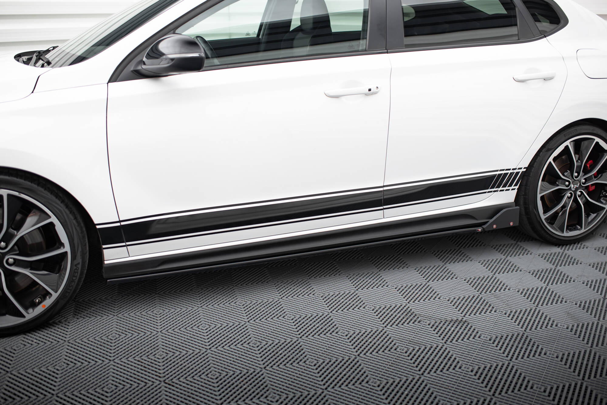 Side Skirts Diffusers V.5 + Flaps Hyundai I30 N / N-Line Hatchback / Fastback Mk3 / Mk3 Facelift