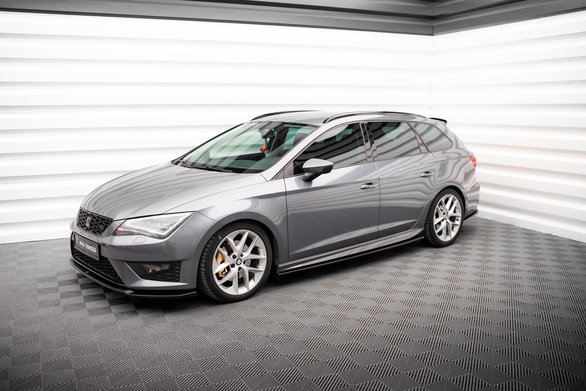 Side Skirts Diffusers V.5 Seat Leon Cupra / FR / Standard Mk3 / Mk3 Facelift - Image 2
