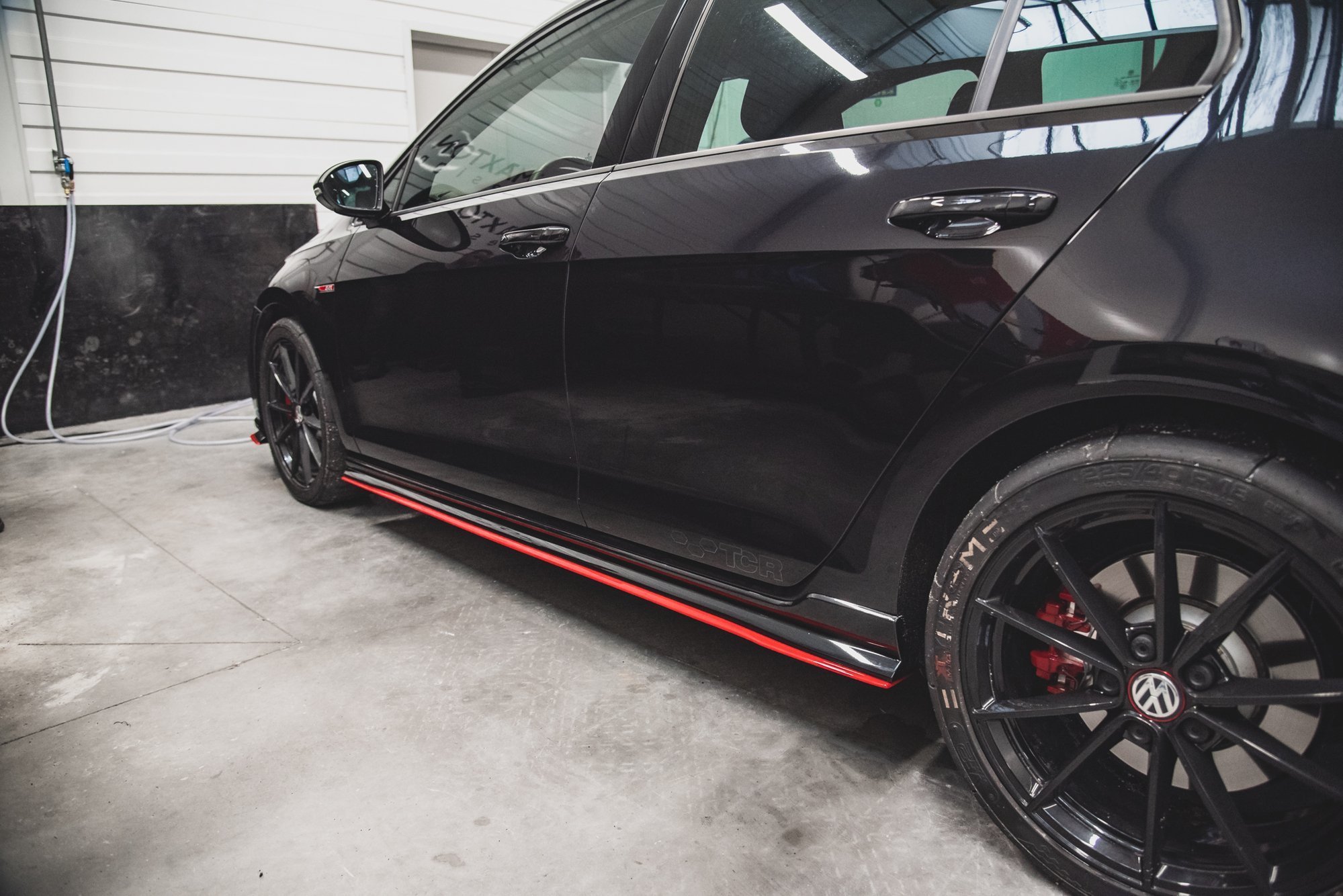 Side Skirts Diffusers VW Golf 7 GTI TCR - Image 4