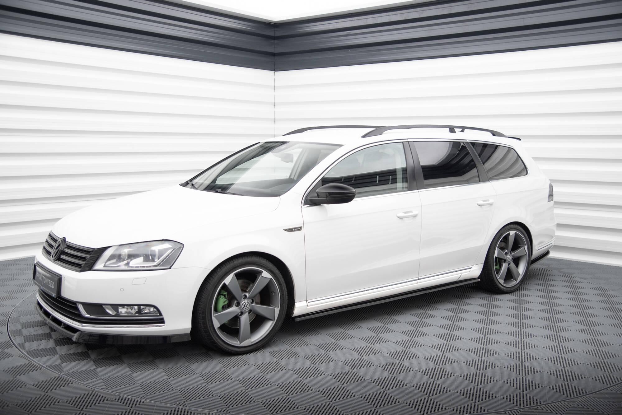 Side Skirts Diffusers Volkswagen Passat B7 - Image 2