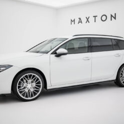 Alternative view of Side Skirts Diffusers Volkswagen Passat B9