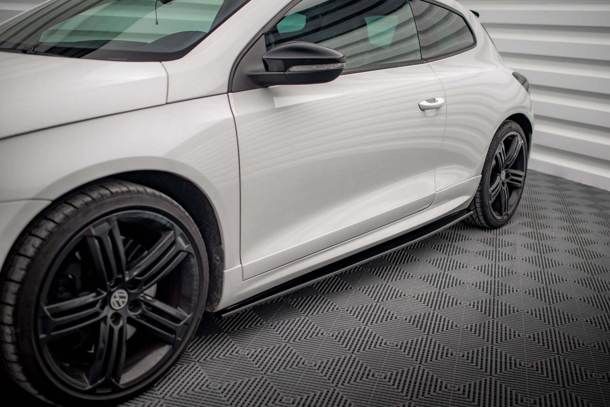Side Skirts Diffusers Volkswagen Scirocco R Mk3