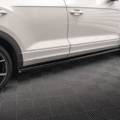 Alternative view of Side Skirts Diffusers Volkswagen T-Roc R / R-Line Mk1