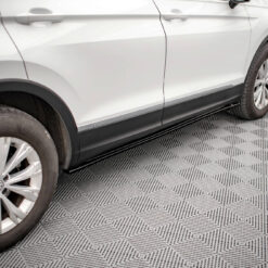 Alternative view of Side Skirts Diffusers Volkswagen Tiguan Mk2
