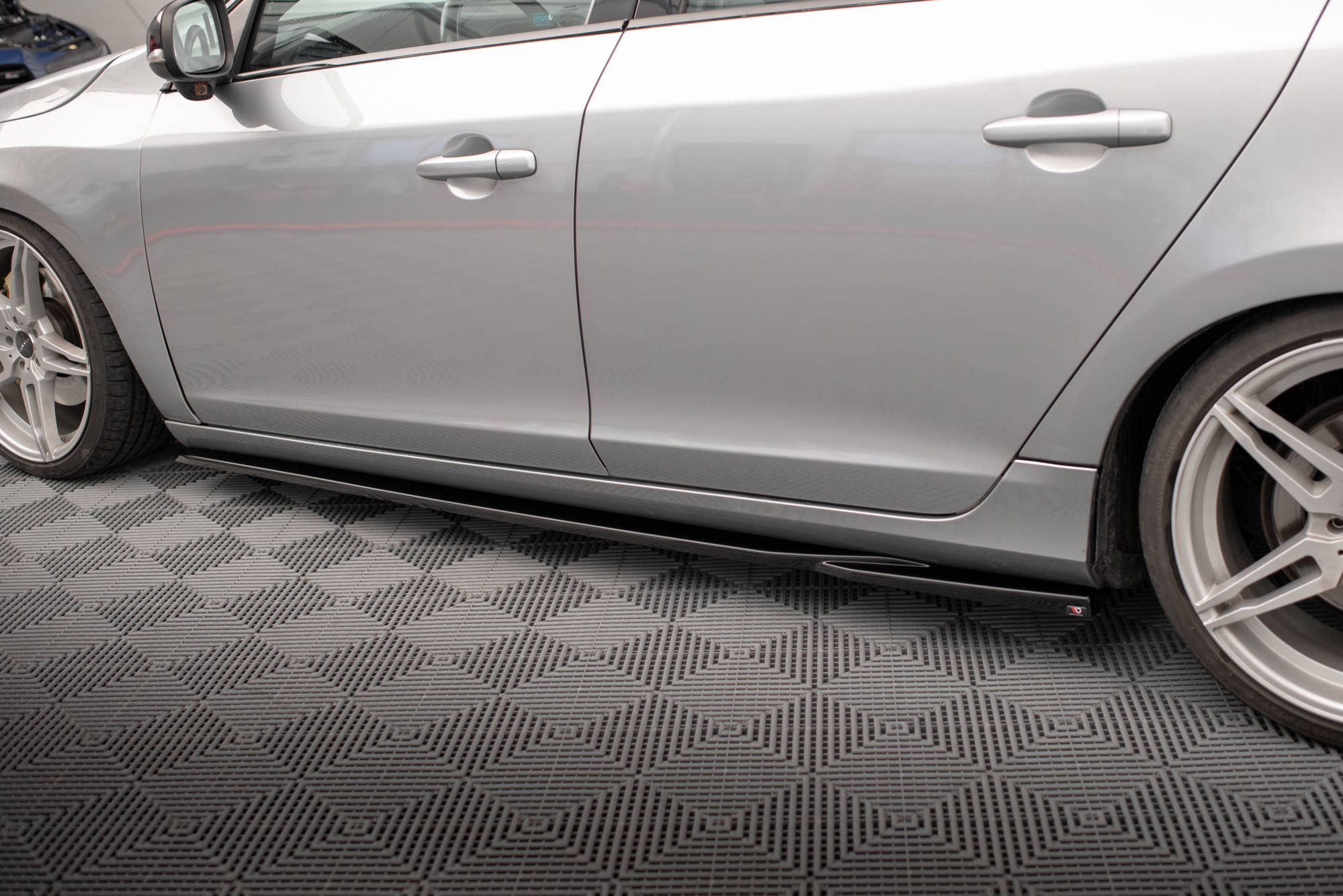 Side Skirts Diffusers Volvo S60 R-Design Mk2 - Image 3