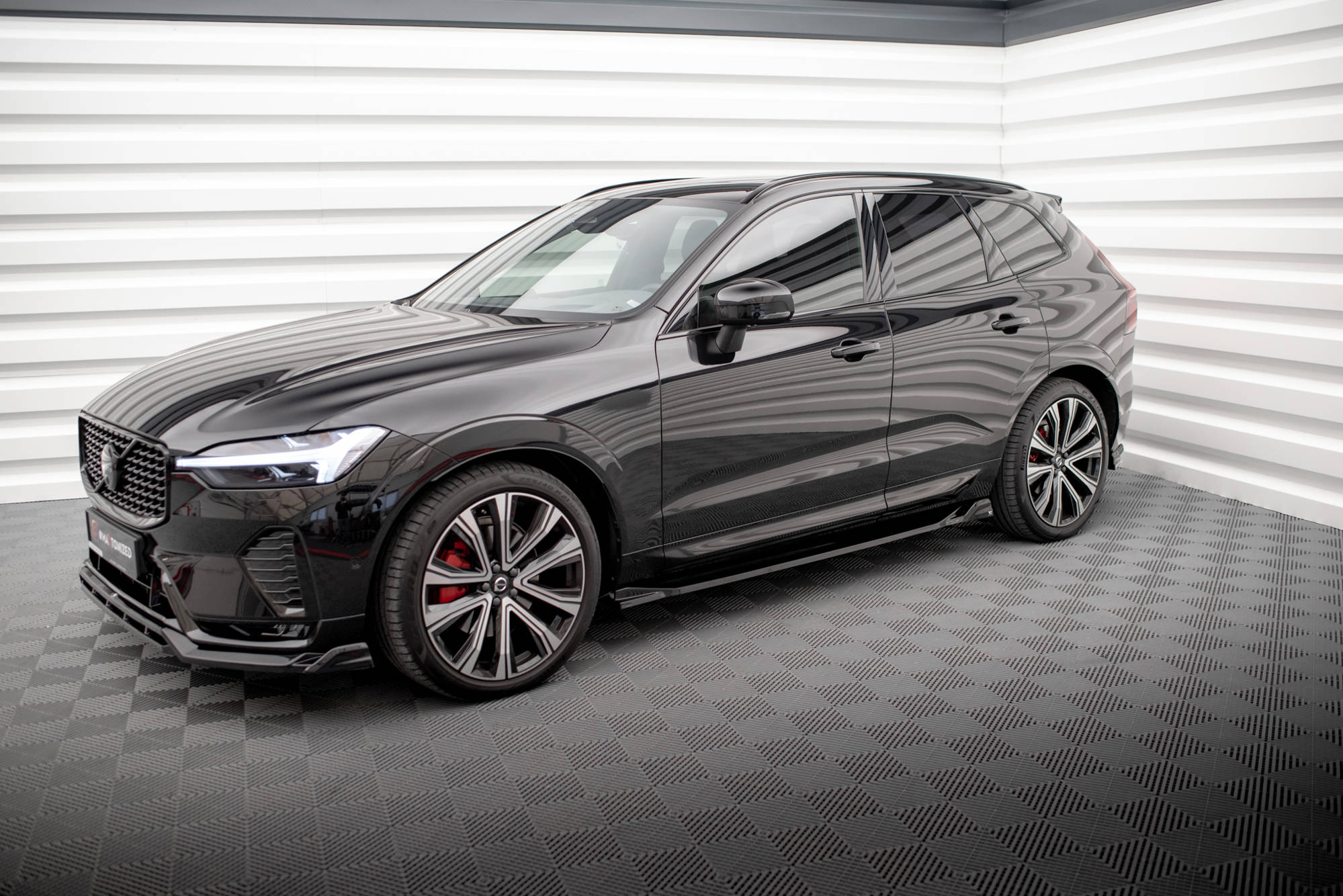 Side Skirts Diffusers Volvo XC60 R-Design Mk2 Facelift - Image 3