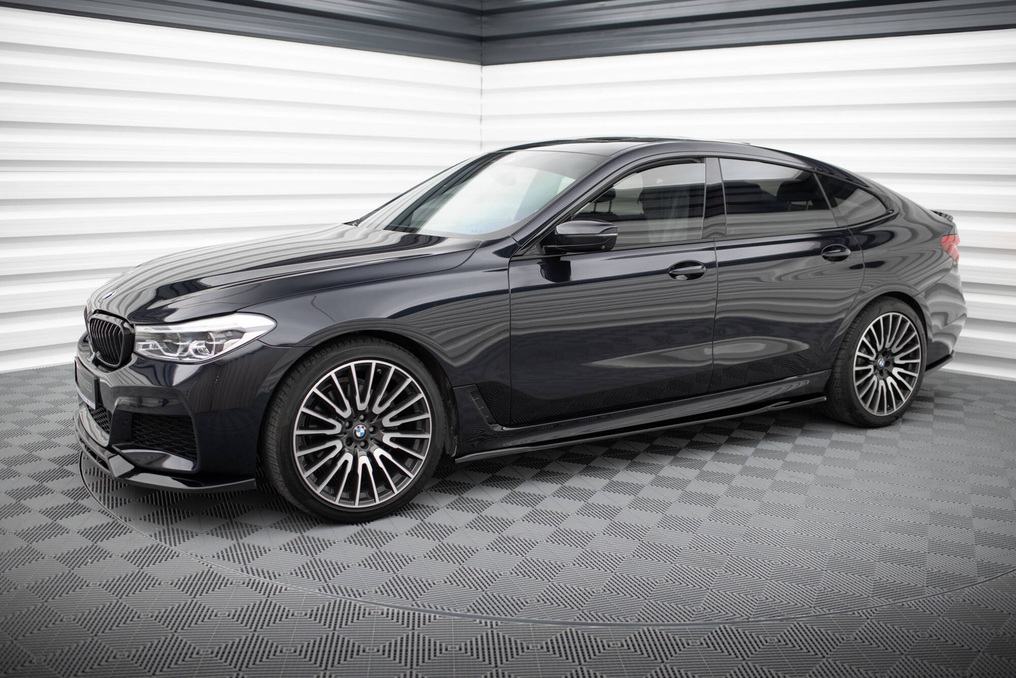 Side Skirts Diffusers for BMW 6 GT G32 M-Pack - Image 2