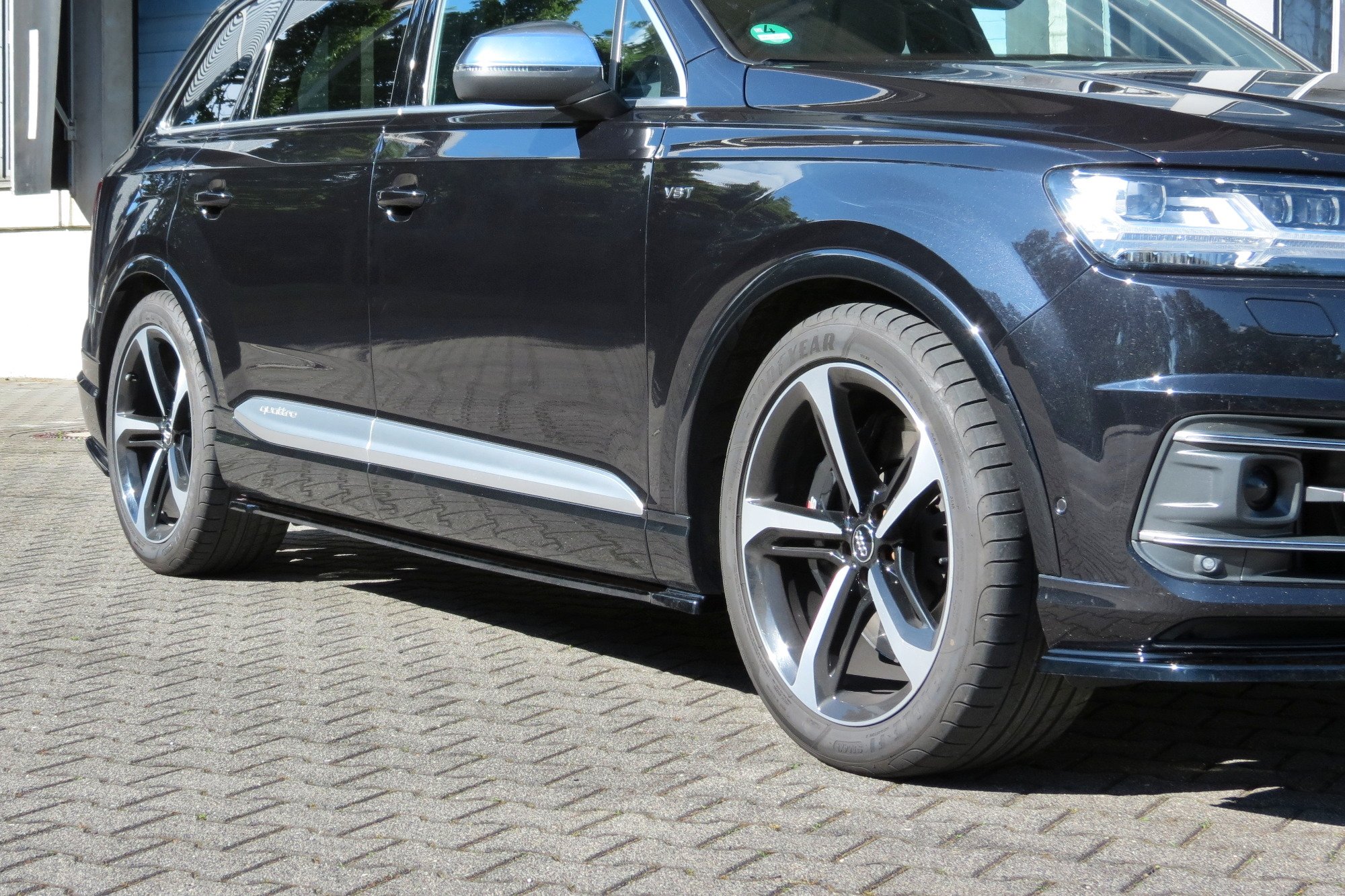Side Skirts Splitters Audi SQ7 / Q7 S-Line Mk.2 - Image 4