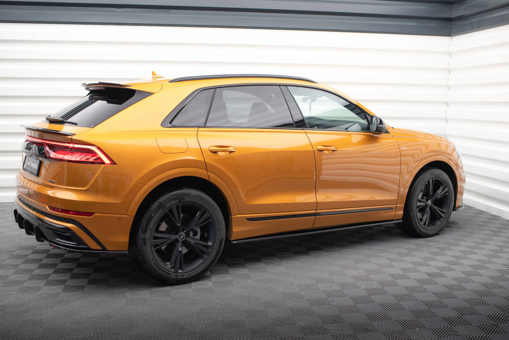 Side skirts Diffusers V.1 Audi Q8 / Q8 S-line / SQ8 Mk1 - Image 2