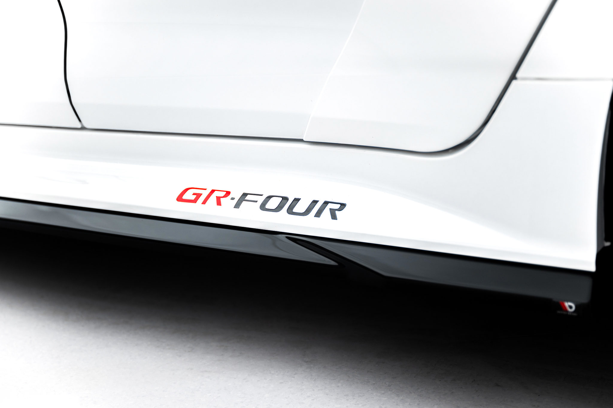 Side skirts Diffusers V.1 Toyota GR Corolla Mk12 - Image 4