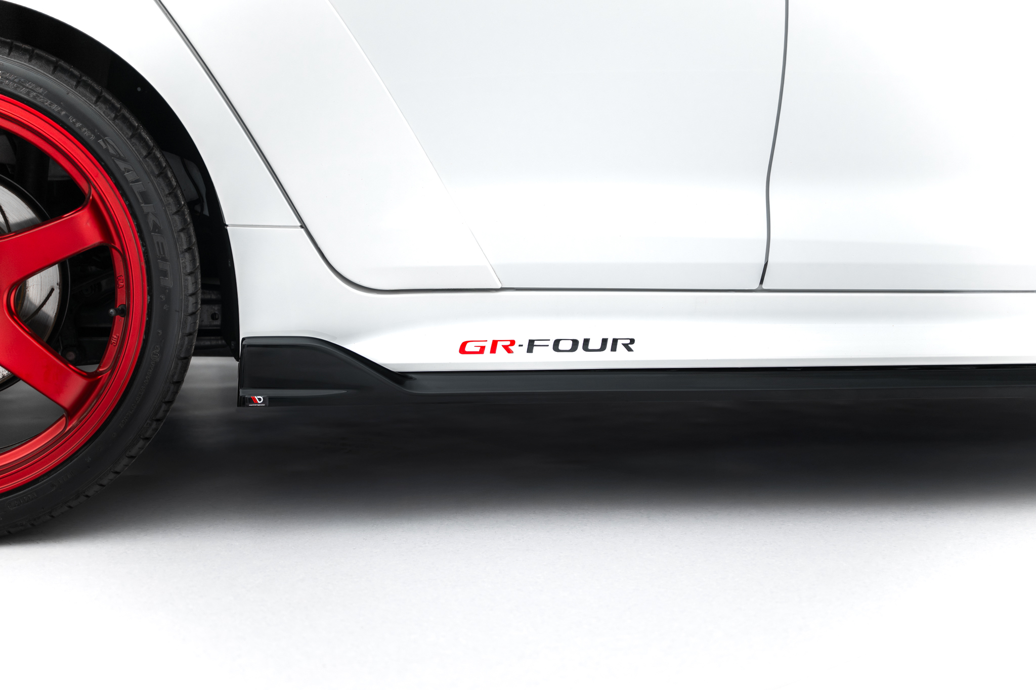 Side skirts Diffusers V.2 Toyota GR Corolla Mk12 - Image 2