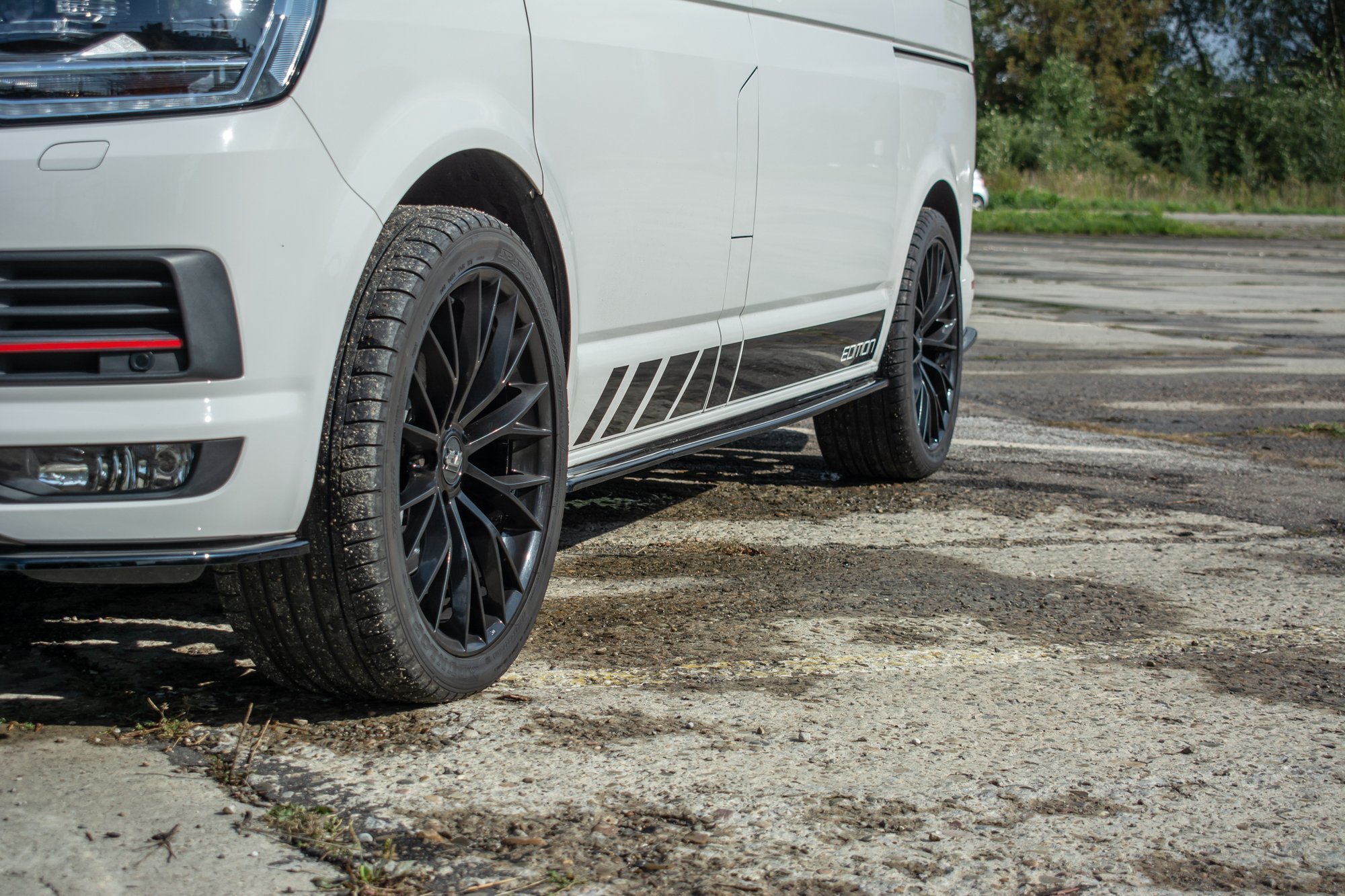 Side skirts Diffusers Volkswagen T6 - Image 5