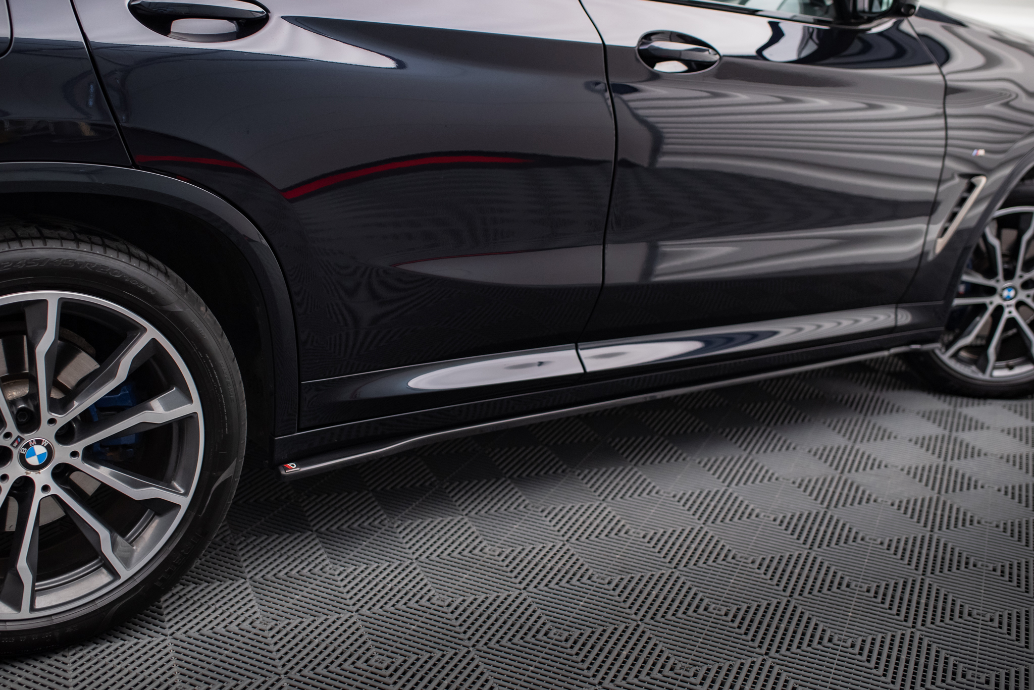 Side skirts Diffusers for BMW X4 M-Pack G02 - Image 2