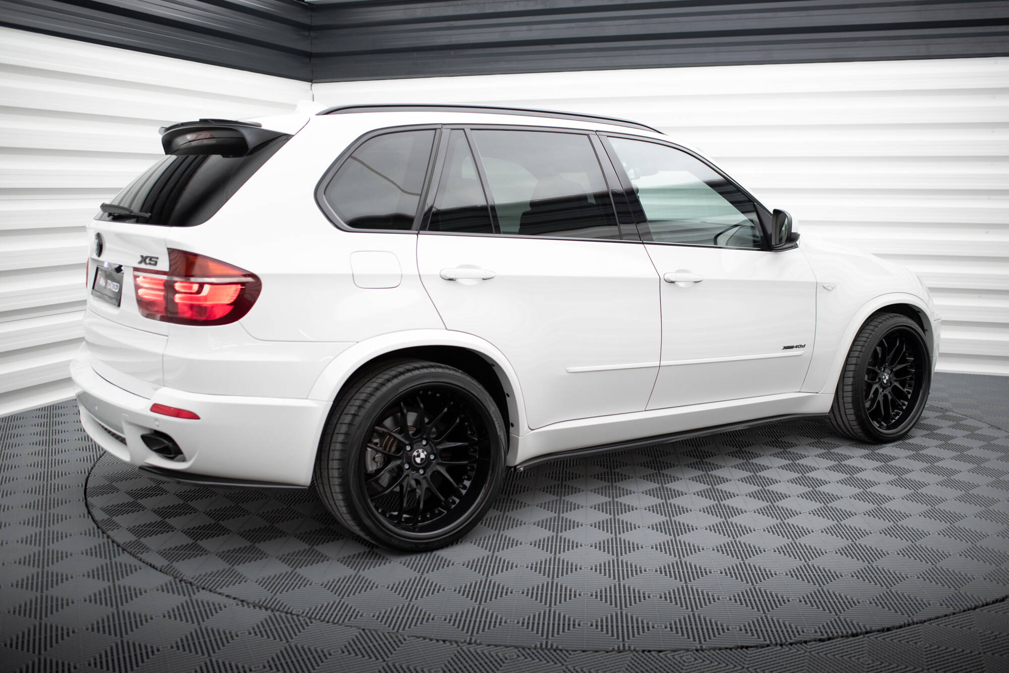 Side skirts Diffusers for BMW X5 E70 Facelift M-pack - Image 2