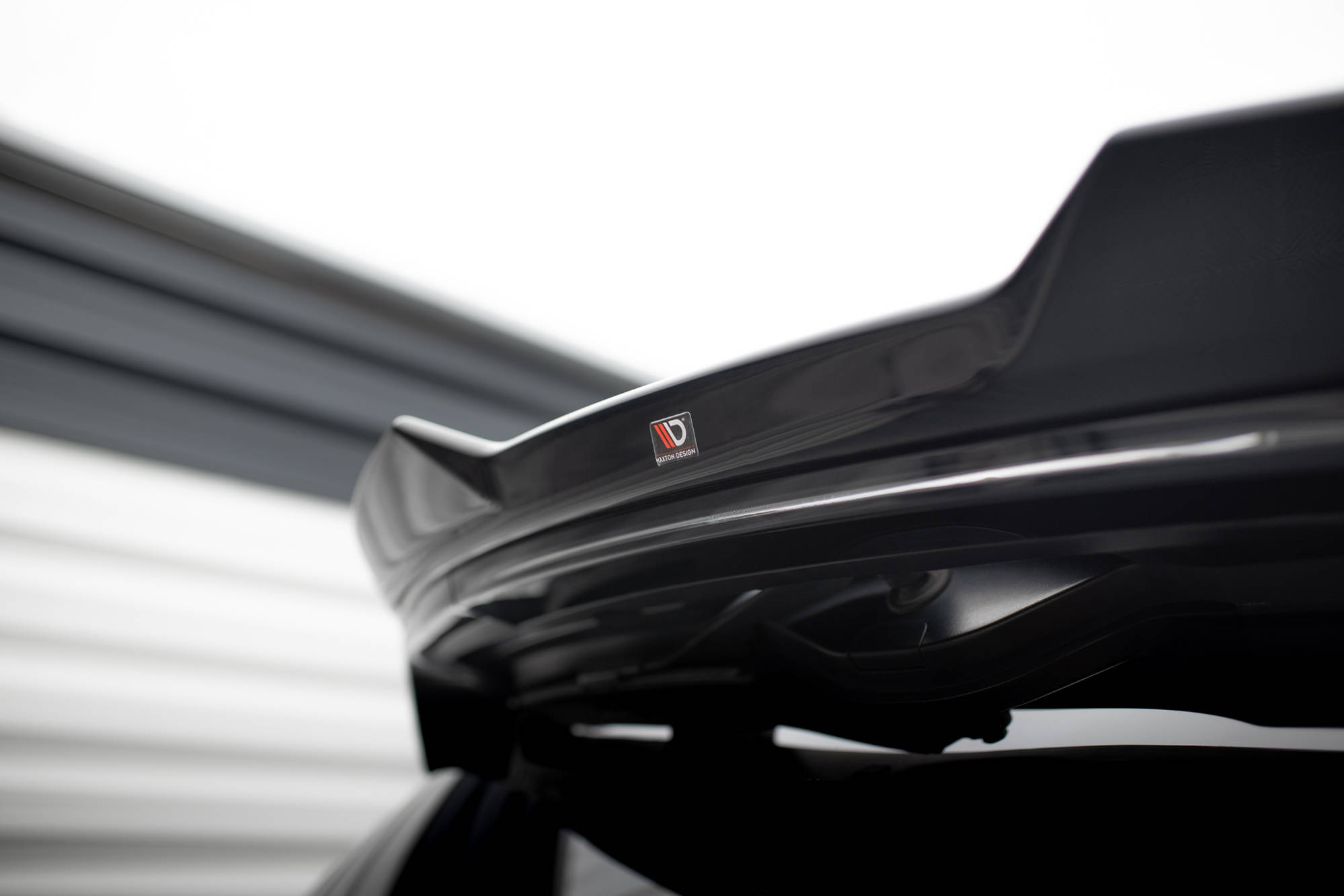 Spoiler Cap 3D Land Rover Discovery HSE Mk5 - Image 3