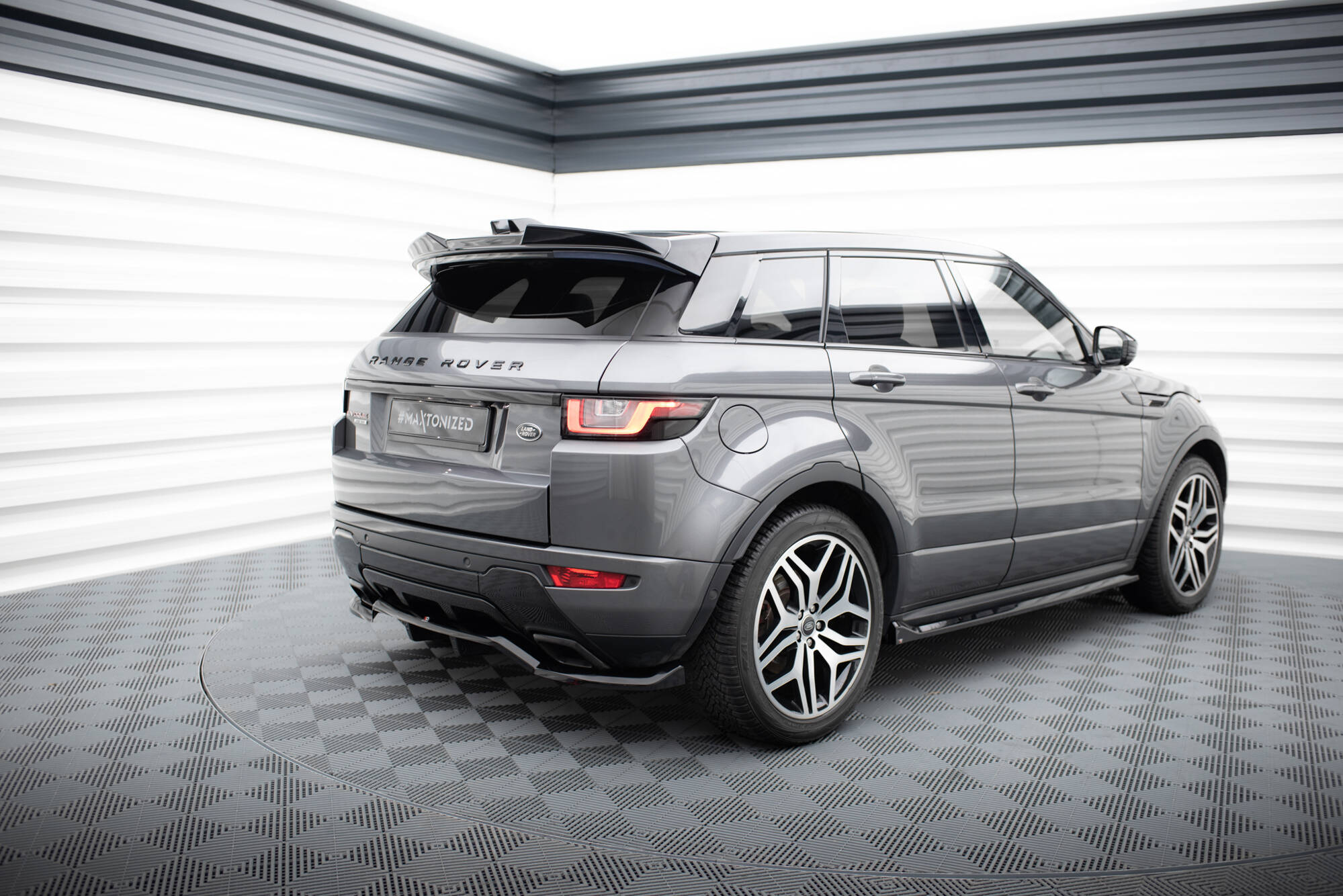 Spoiler Cap 3D Land Rover Range Rover Evoque HSE Dynamic Mk1 Facelift - Image 3