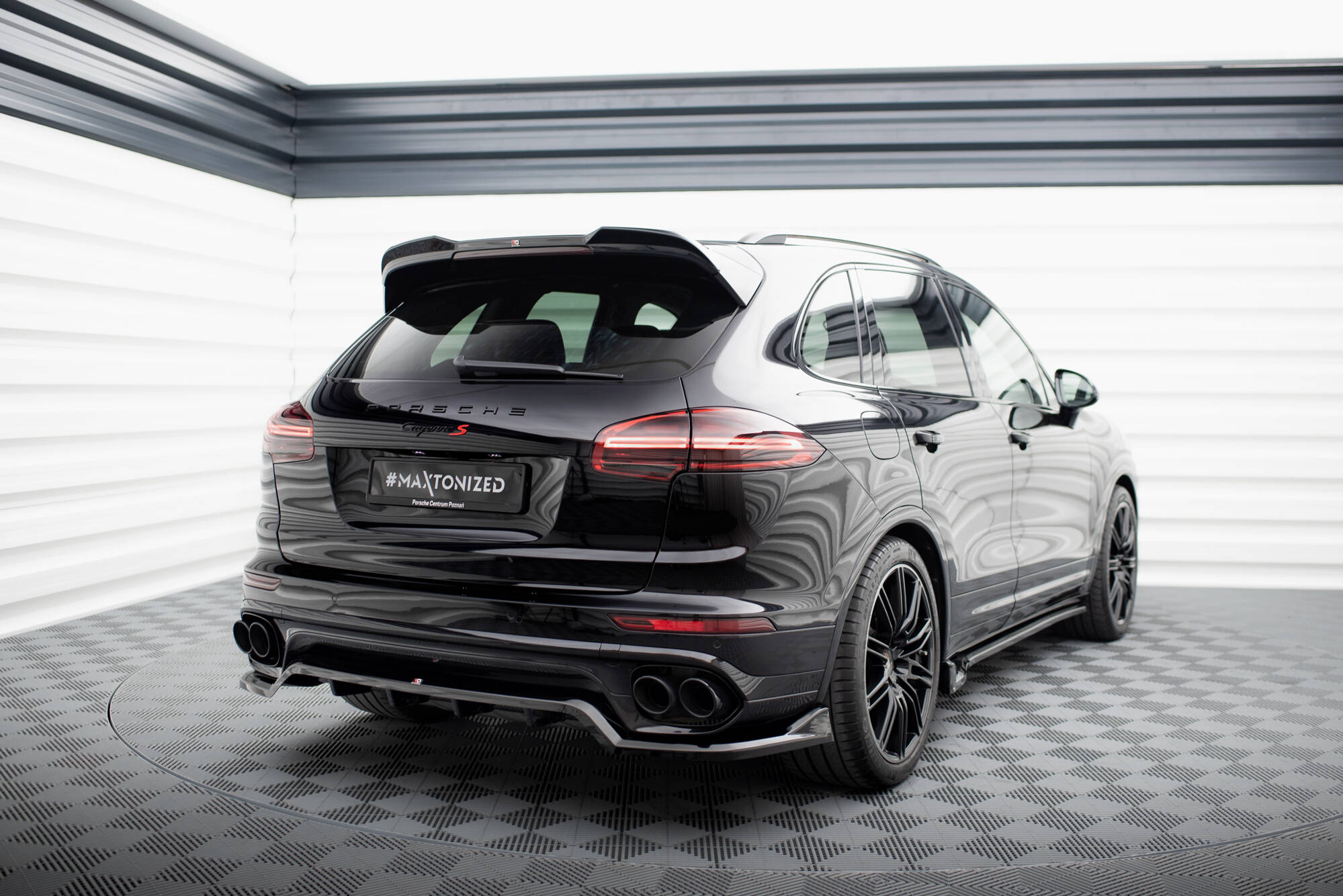 Spoiler Cap 3D Porsche Cayenne Mk2 Facelift - Image 3