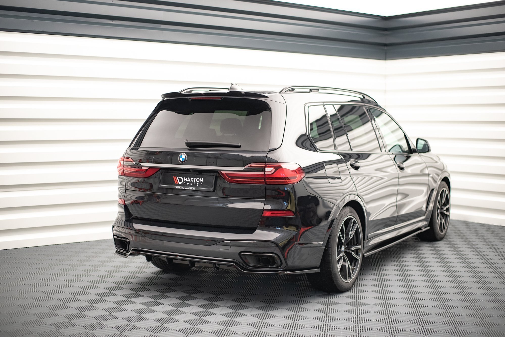 Spoiler Cap BMW X7 M-Pack G07 - Image 2