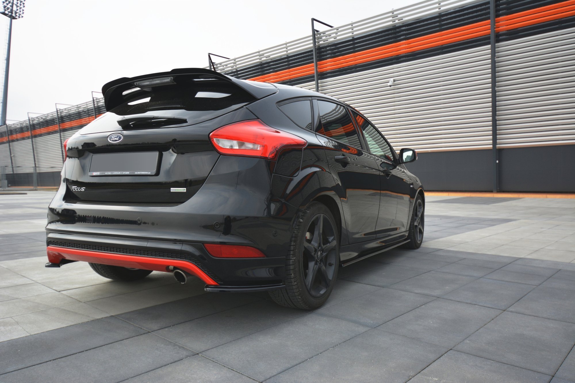 Spoiler Cap Ford Focus ST-Line Mk3 FL - Image 4