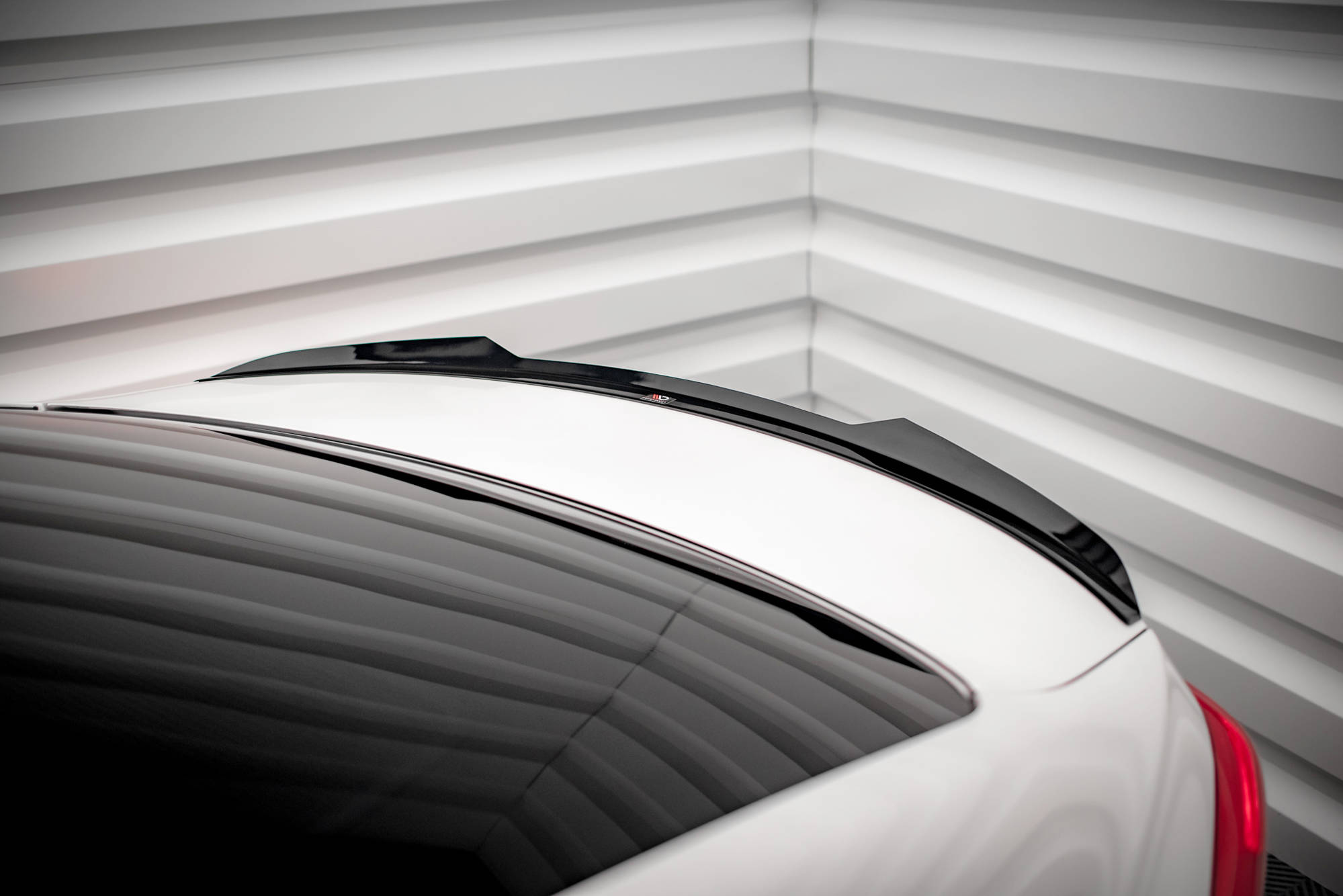 Spoiler Cap Hyundai I40 Mk1 - Image 3