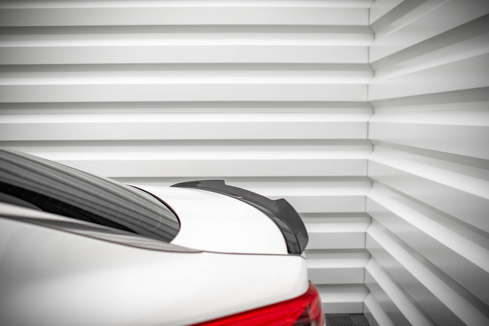 Spoiler Cap Kia Optima Mk4 - Image 2